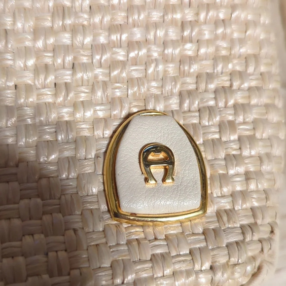 Small cream straw rattan Etienne Aigner bag purse - Picture 4 of 6